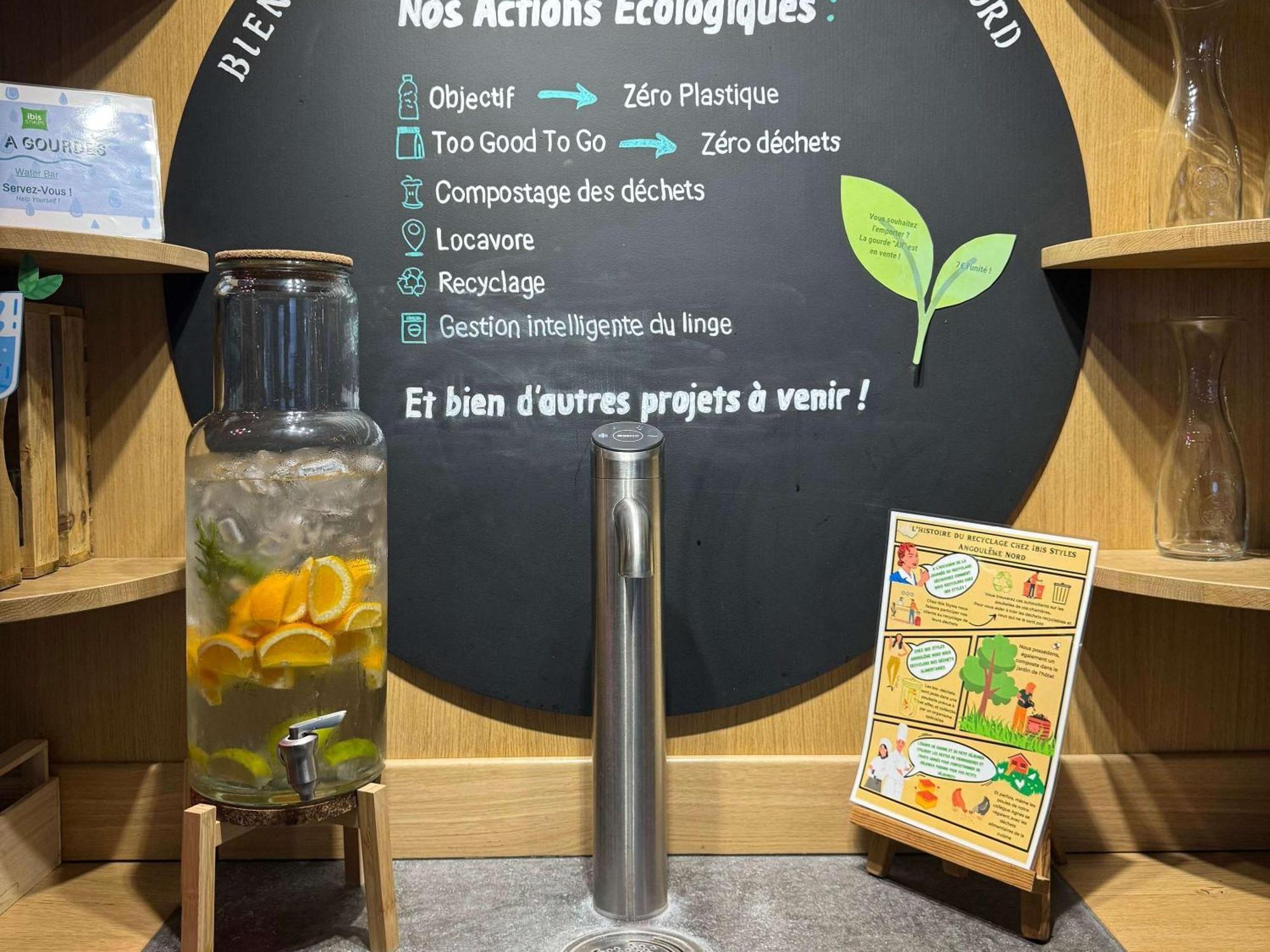 Ibis Styles Angouleme Nord - Hotel Restaurant Champniers  Eksteriør billede