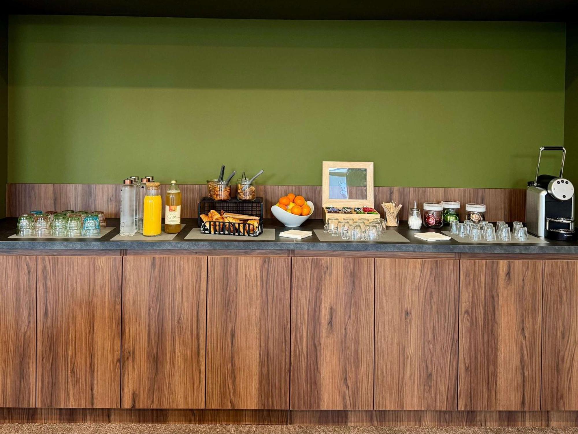 Ibis Styles Angouleme Nord - Hotel Restaurant Champniers  Eksteriør billede